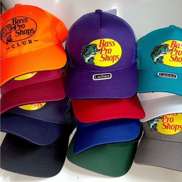 Started closet August 2019. Meet your Posher, Flor - Picture 10 of 16